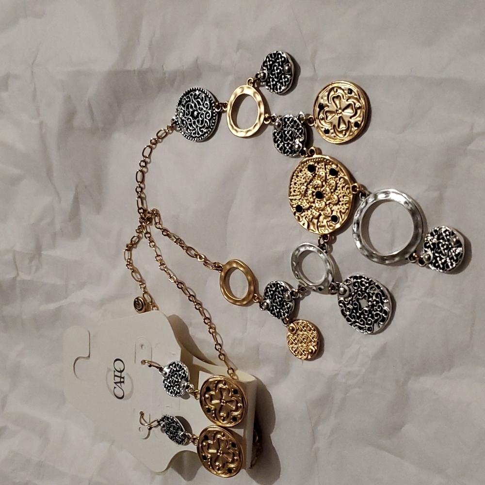 Cato Two-toned, gold and silver long necklace and earrings set.
